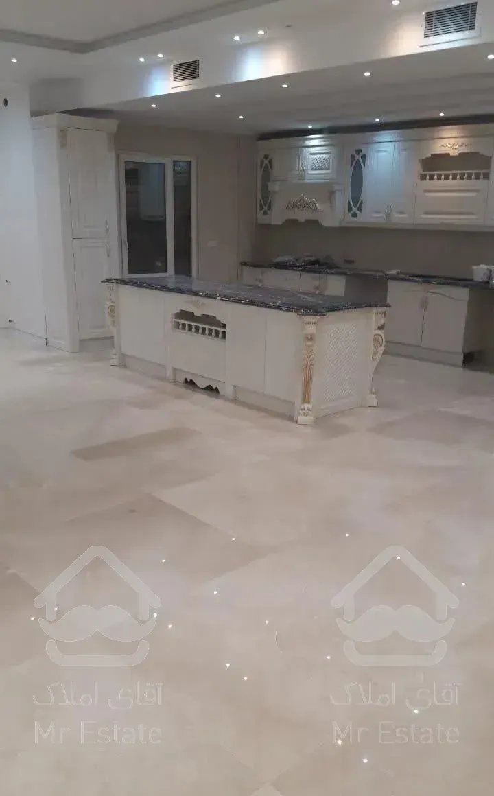 ۱۸۰ متر . دو پارکینگه. نوساز.