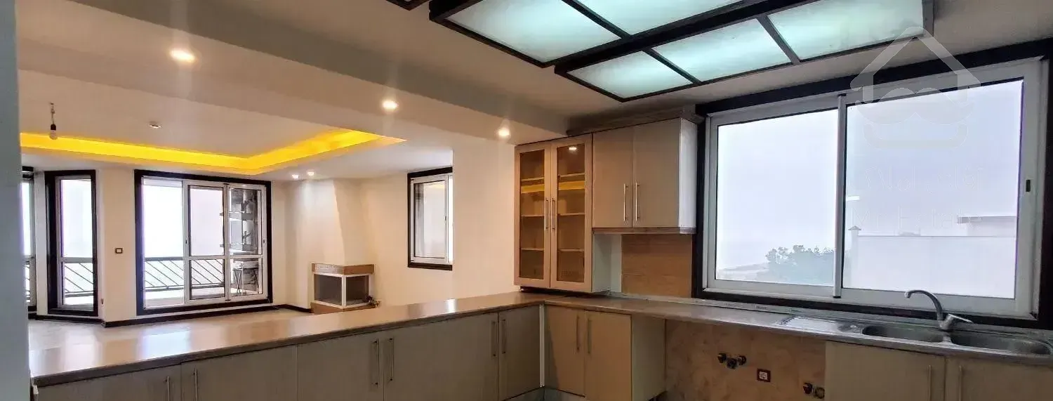 آپارتمان ۱۹۰متری لوکس ویودریا