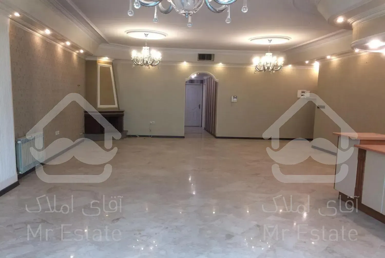 پاسداران/۱۹۵متر/خوش نقشه