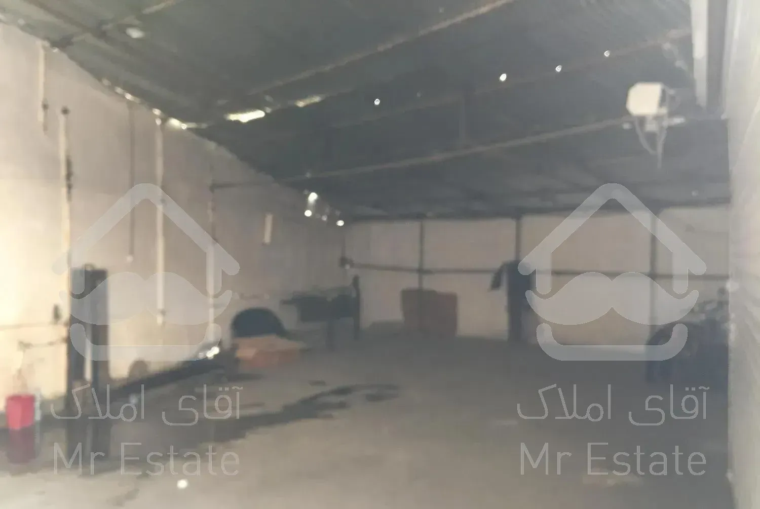 ۱۴۰ متر سالن صافکاری نقاشی