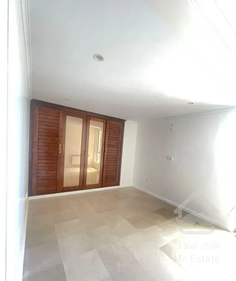 اجاره آپارتمان ۲۳۰متر ۳خواب نیاوران