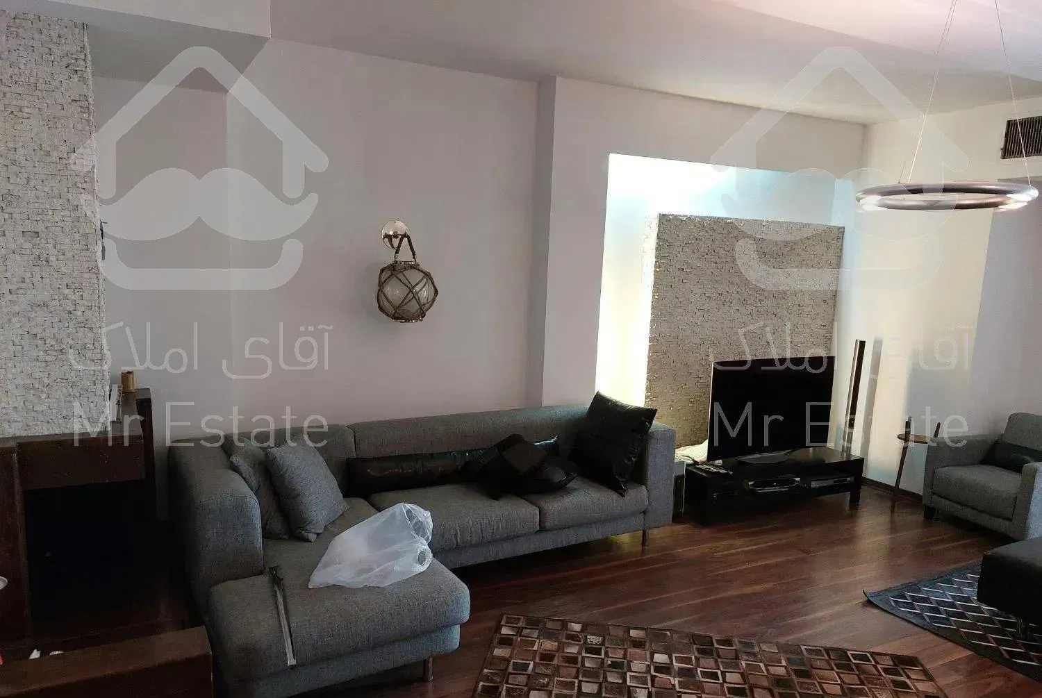 آپارتمان ۱۰۰ متری ۲ خواب ظفر