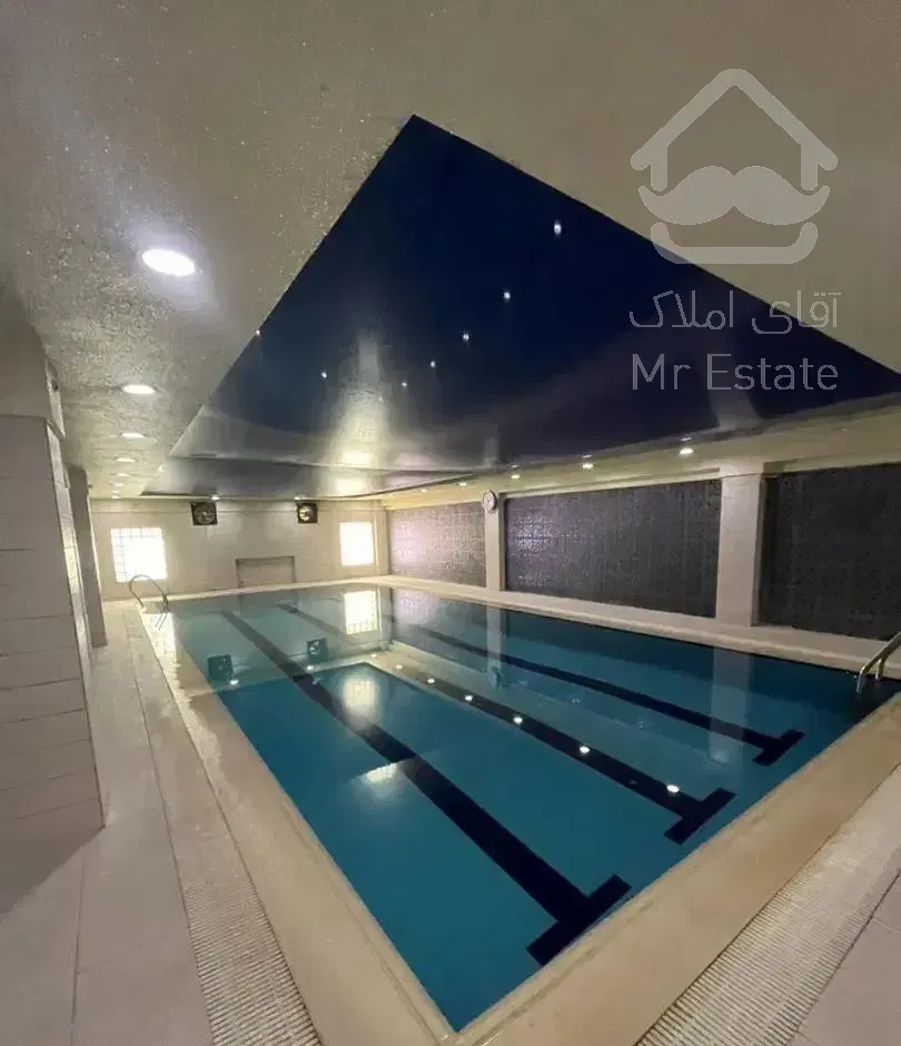 ۱۸۵ متر آجودانیه ۳ خواب/ ۲ پارکینگ فول مشاعات