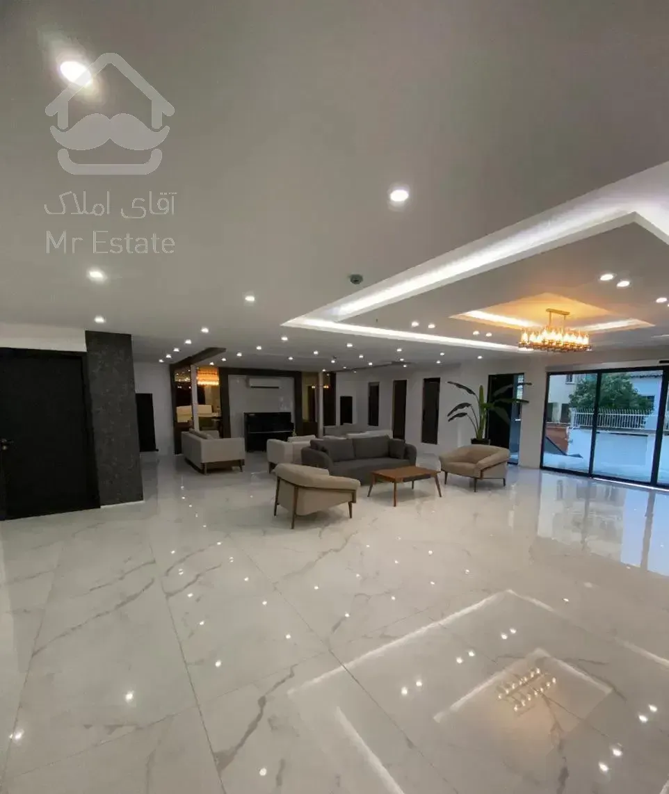 اجاره واحد ۱۰۰ متری کلید نخورده در برج فول مشاعات