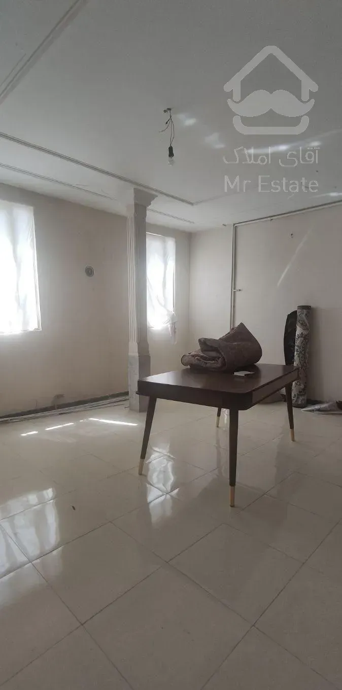 رهن آپارتمان ۸۸ متری ۲ خوابه طبقه ۳ در عبدل‌آباد