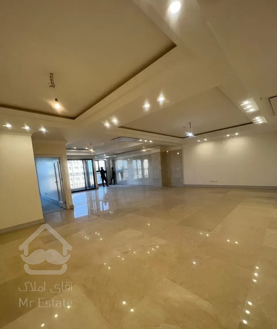 ۱۳۵ متری ۳ خوابه نوساز / شهرک غرب