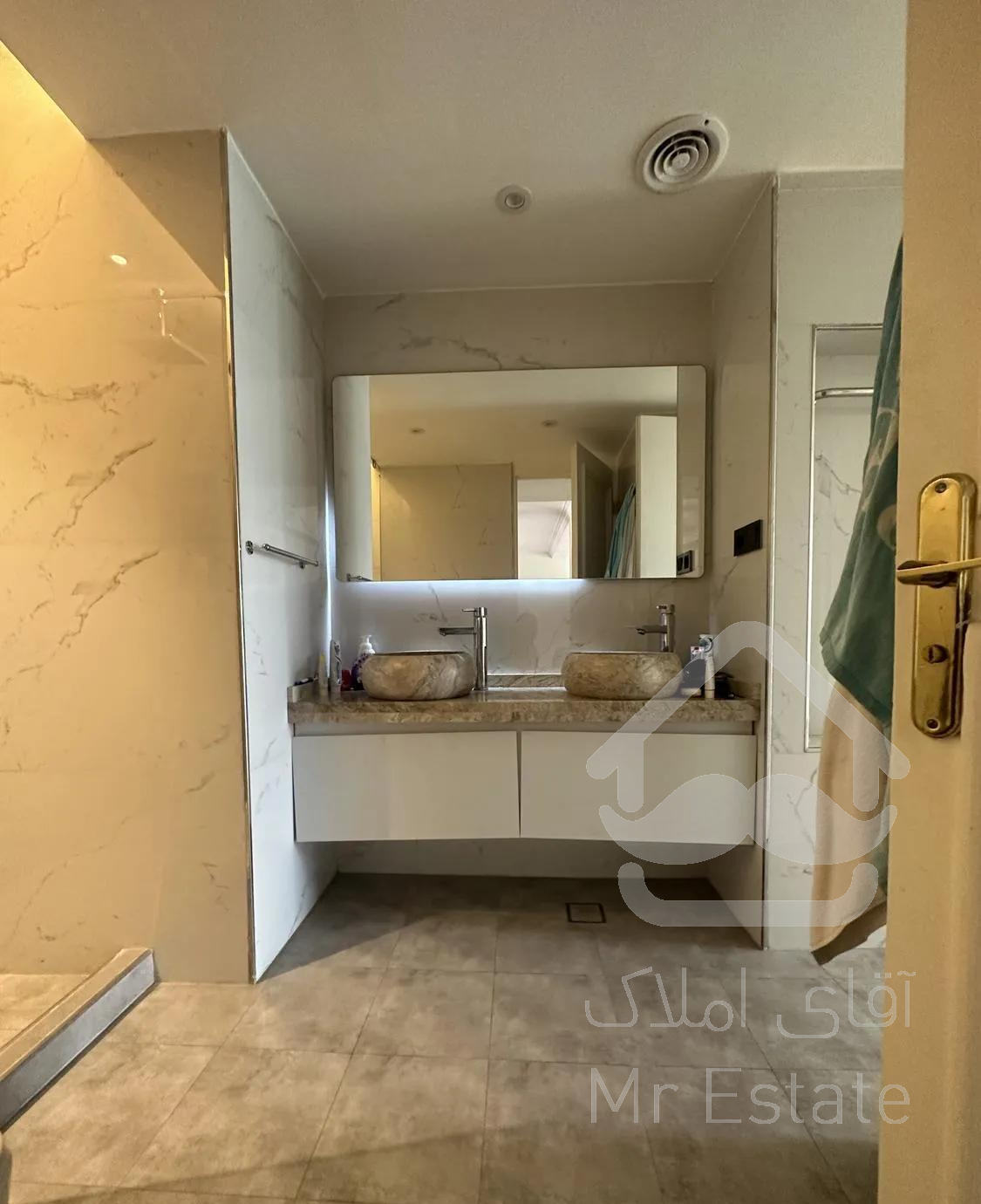 ۱۶۰متر ۳خواب (فایل شخصی)