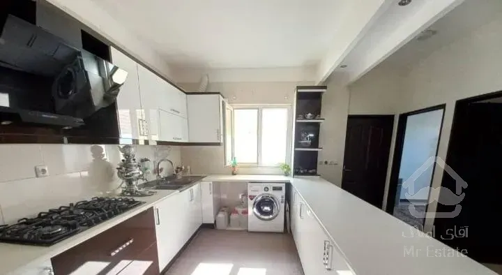 آپارتمان حافظ  نوساز  محله ۸