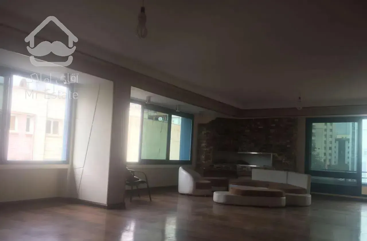 ۱۵۸ متر / ۳خواب / تک واحد / ونک / شیخ بهایی