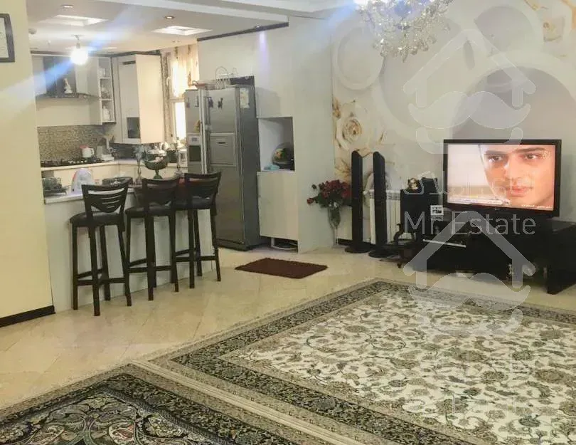 آپارتمان ۱۰۵ متری در اباذر (بهنام)