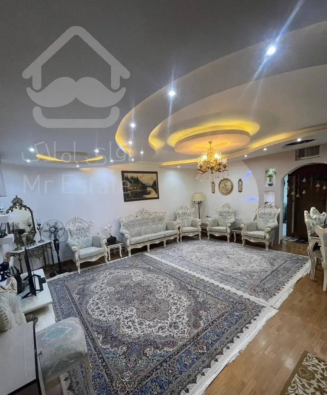 آپارتمان ۹۰متری. خوش نقشه. رجا