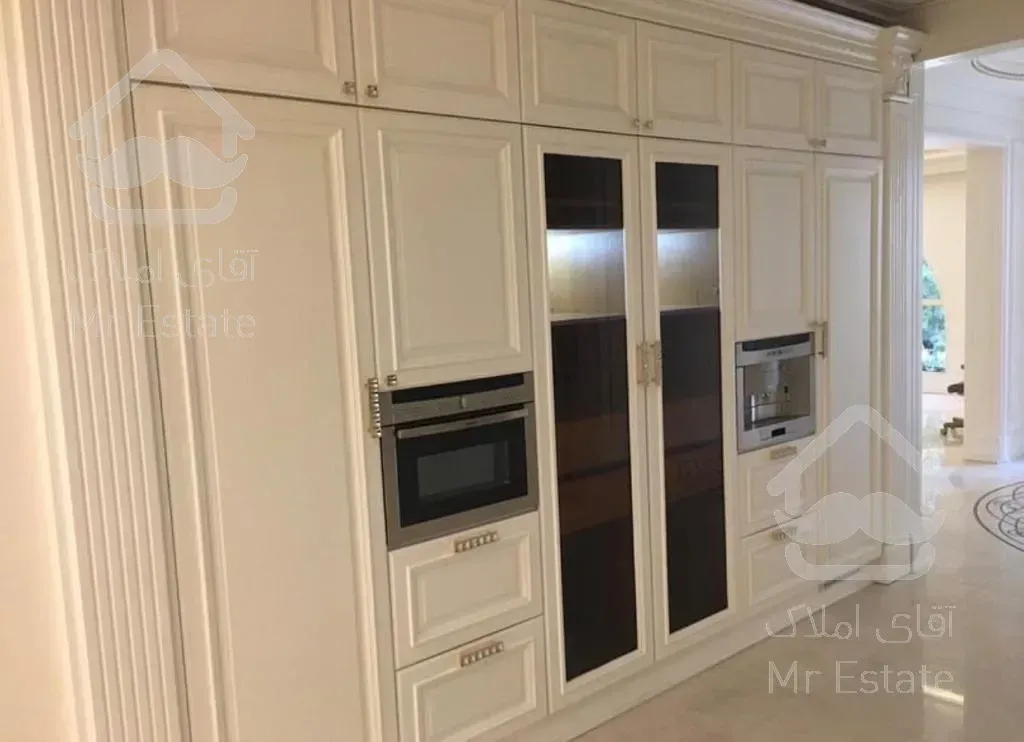 آپارتمان ۳۱۰متر فرمانیه سنبل ۴خواب ۳پارکینگ تراس