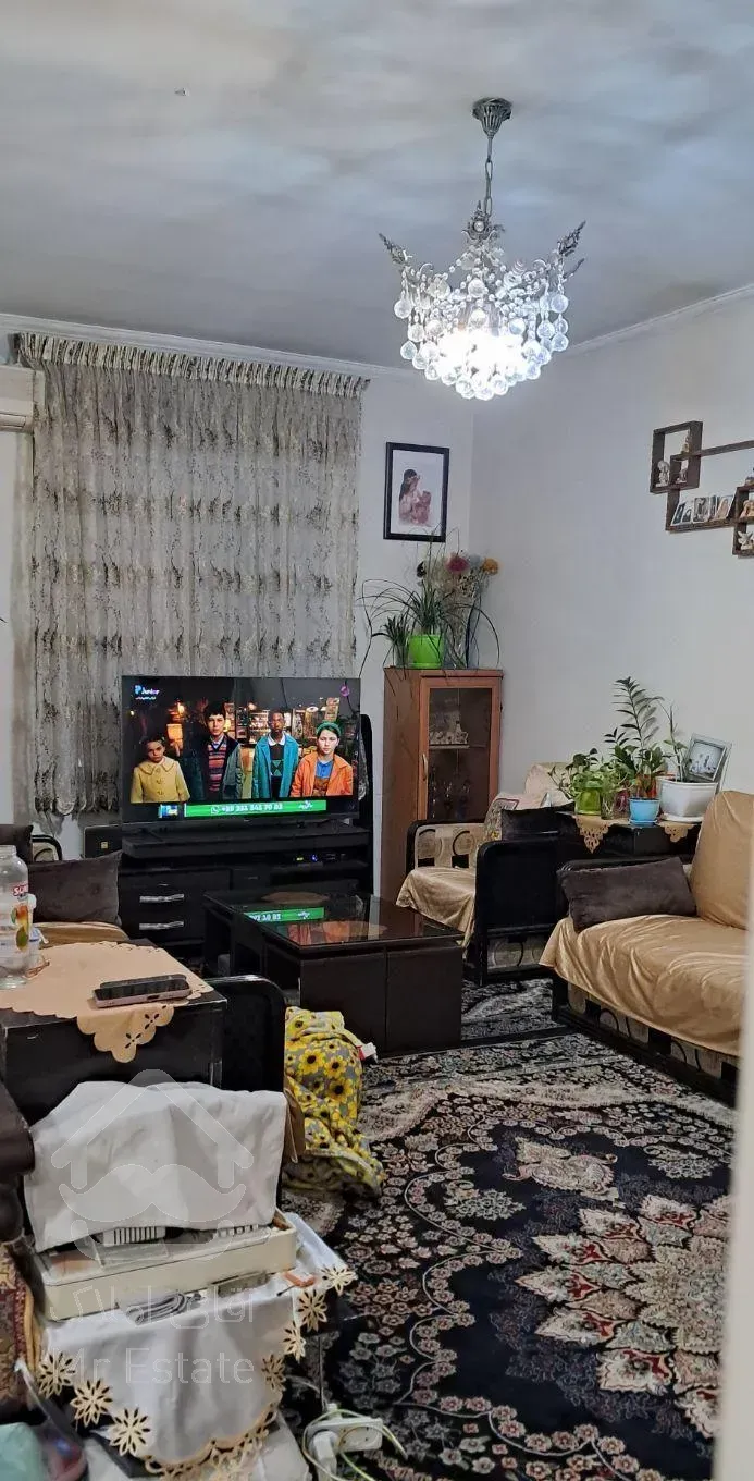 فروش آپارتمان ۶۴ متری ۱ خوابه طبقه ۴ در آبشار