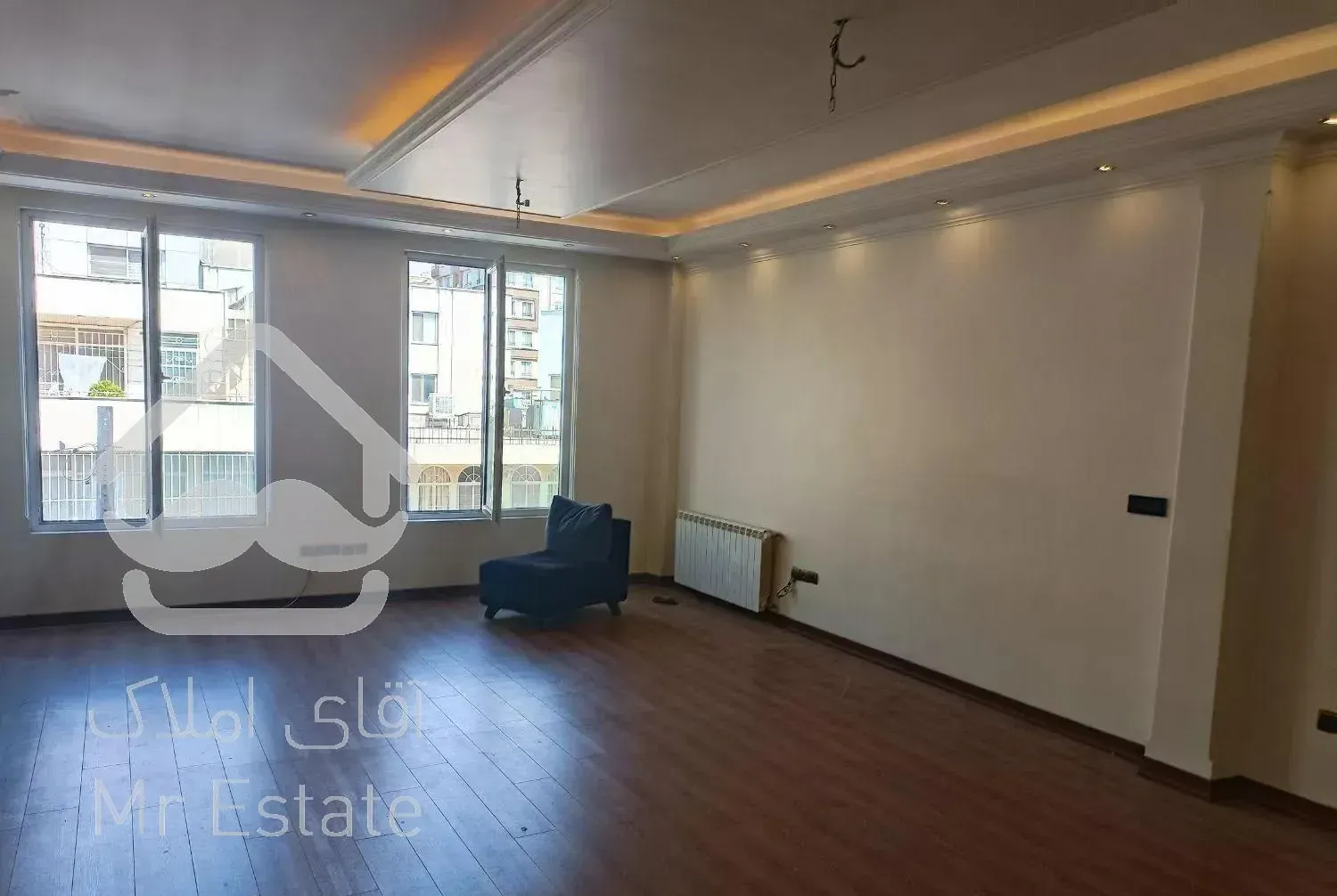 108متر.دو خواب.خ سنایی.