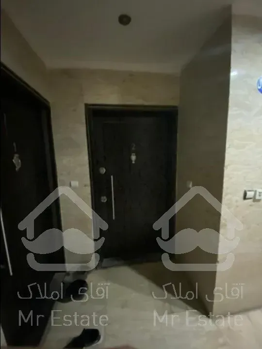 105 متری / واحد جلو سالن رو به نما / اردیبهشت / vip