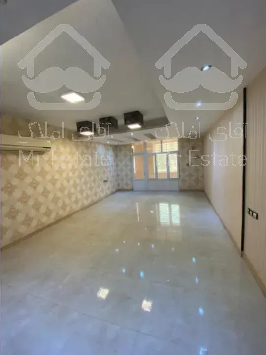 105 متری / واحد جلو سالن رو به نما / اردیبهشت / vip