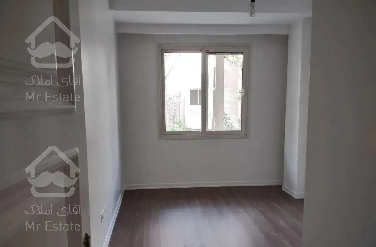 ۲۳۱ یک متر آپارتمان شیک نیاوران