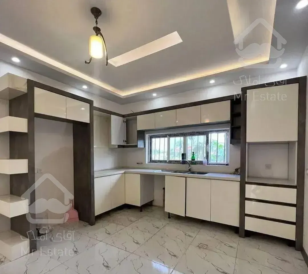 ویلا شهرکی/220متری /سنددار