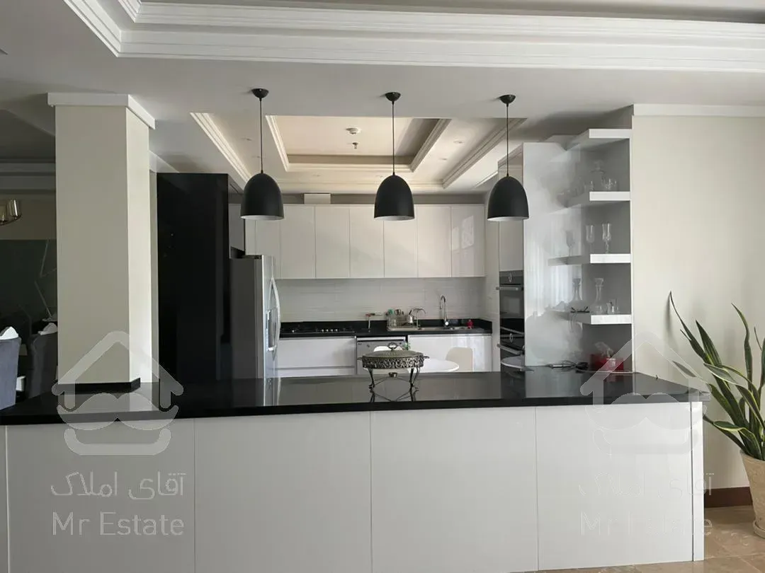 اجاره ۲۵۰ متر فرمانیه سنبل