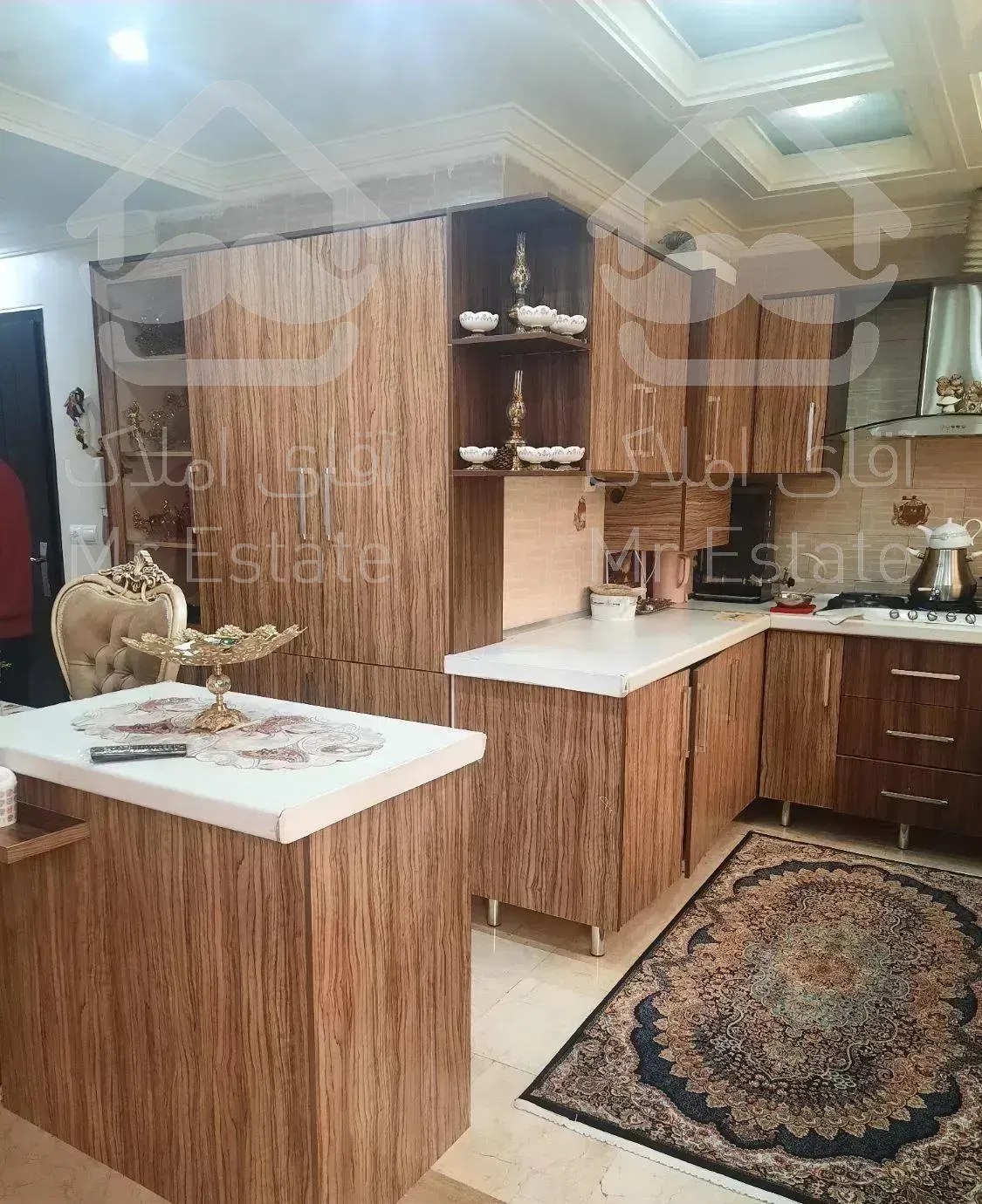 خیابان شهیدکرد، تکواحدی               85متر 2خواب