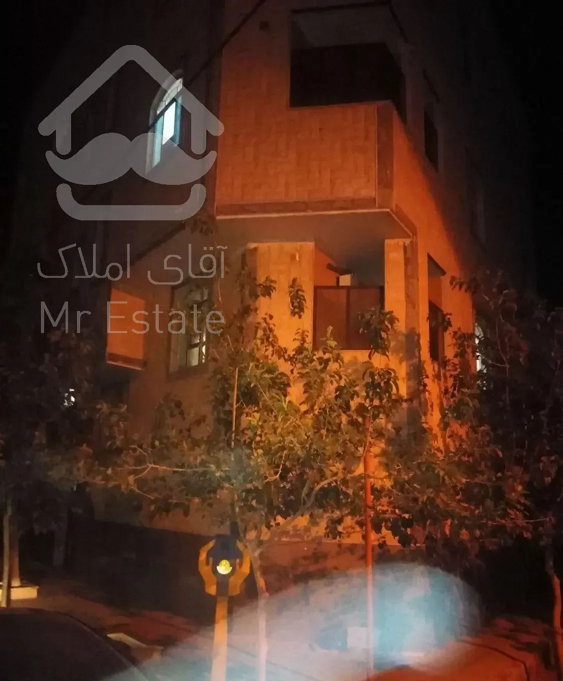 فروش آپارتمان  ۲ خوابه طبقه ۱ درسرخه