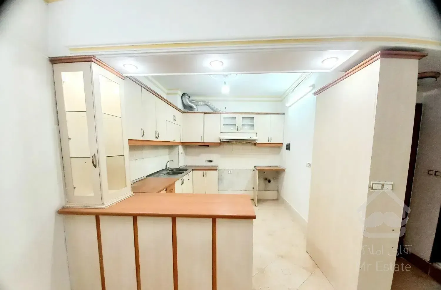 ۷۵متر ۲خواب آسانسوردار با پارکینگ ابتدا رضاشهر