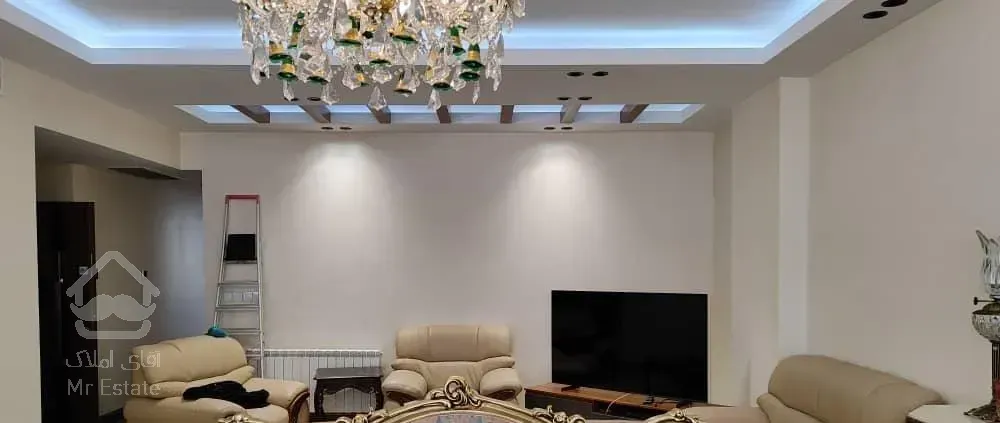 ۸۳ متر ۲ خوابه طبقه ۱ در میدان ولیعصر