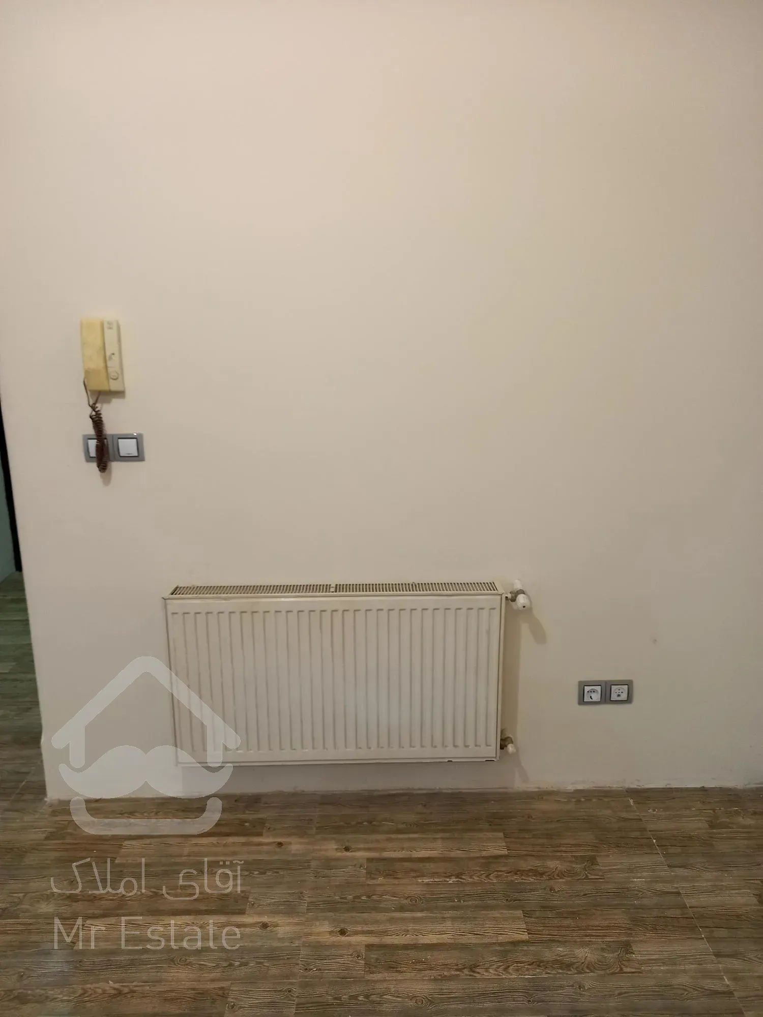 رهن واحد تکخوابه در مجتمع قائم دو بلوک ۱۴ مخصوص زوجهای جوان و تازه عروس داماد