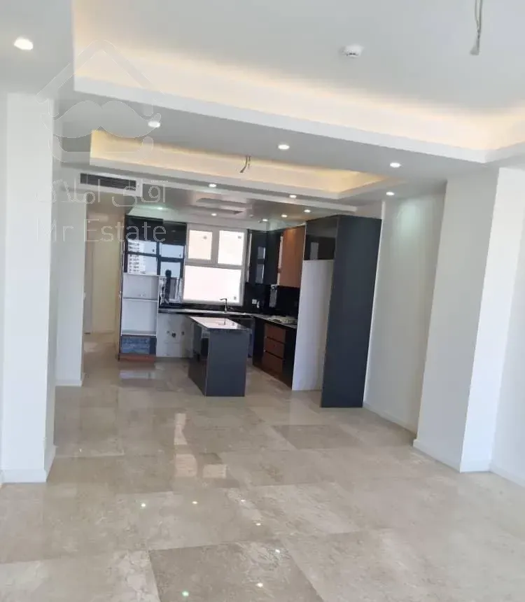 آپارتمان ۲خواب/کلید نخورده/غرق در نور