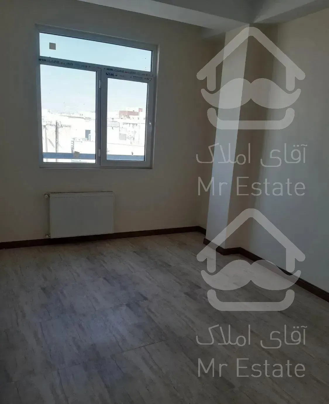 ۱۳۵متر سه خواب نوساز فول (خ تاجری خ پورعبدی)