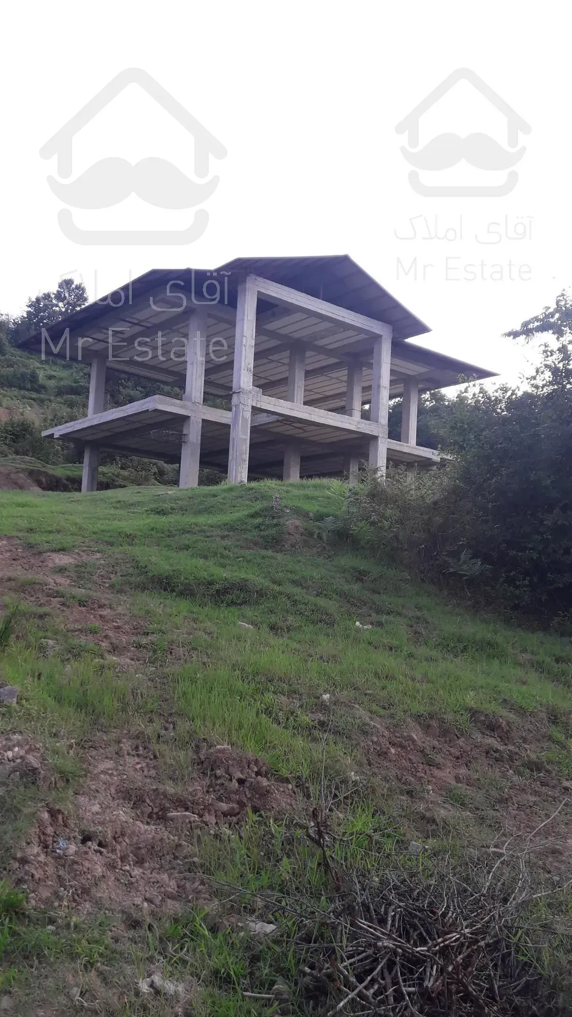 فروش زمین ویودار با بنای نیمه کاره