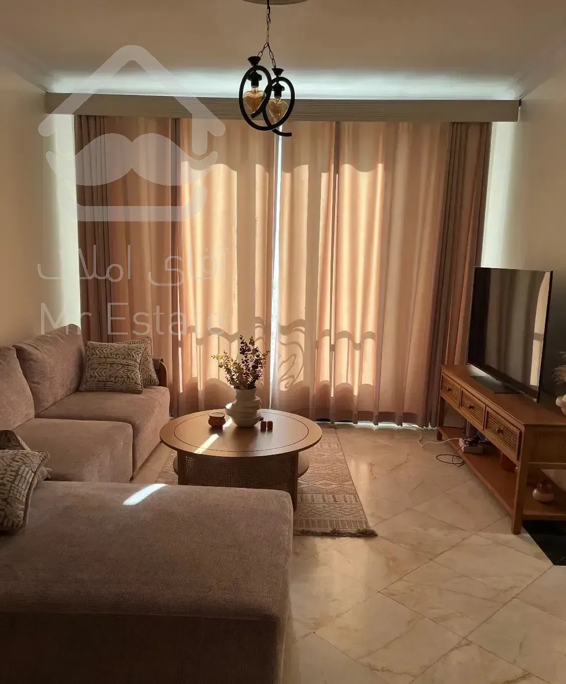 نیاز به همخانه خانم