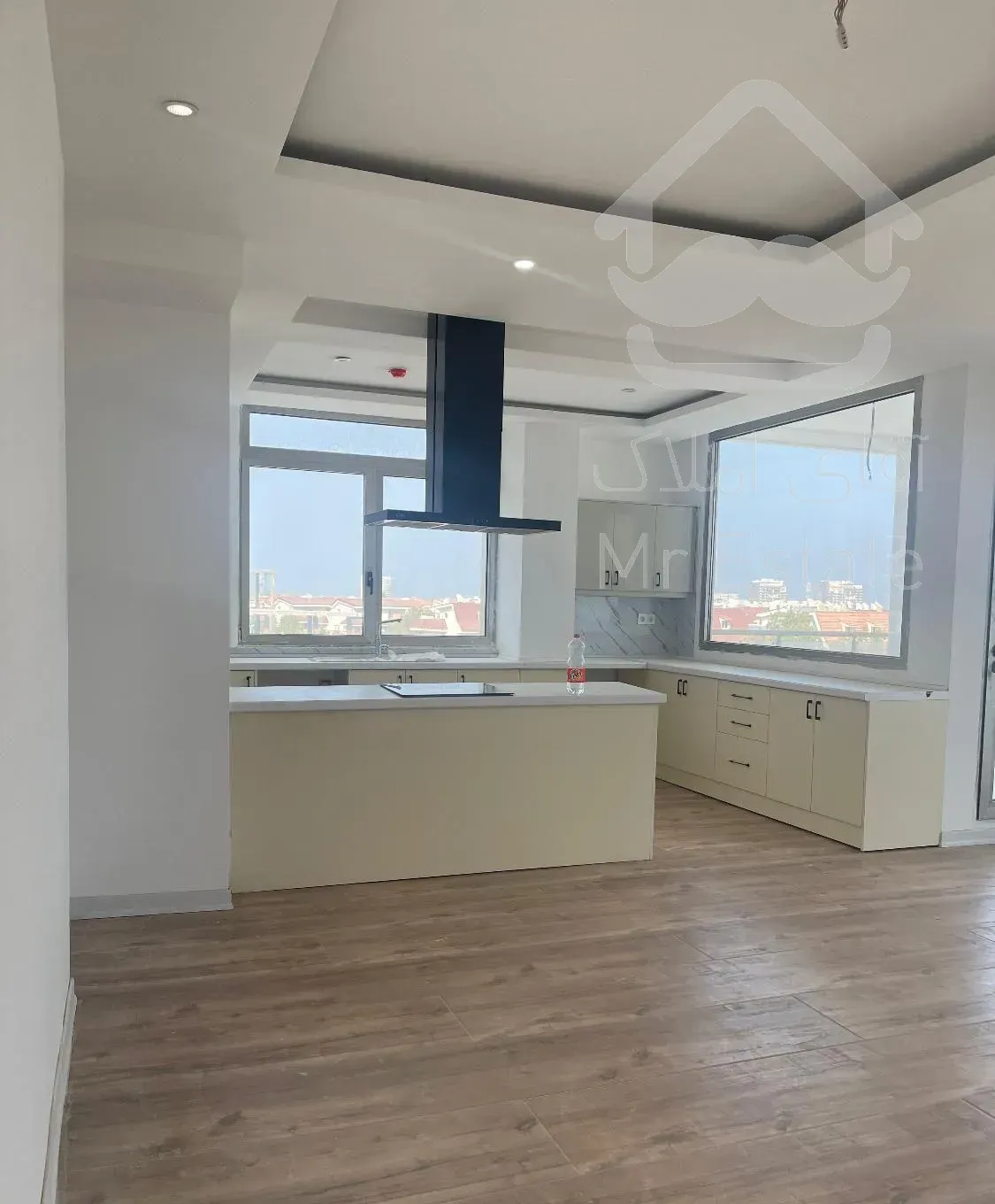 برج ستاره کیش ۲خواب آکواریوم سند دار