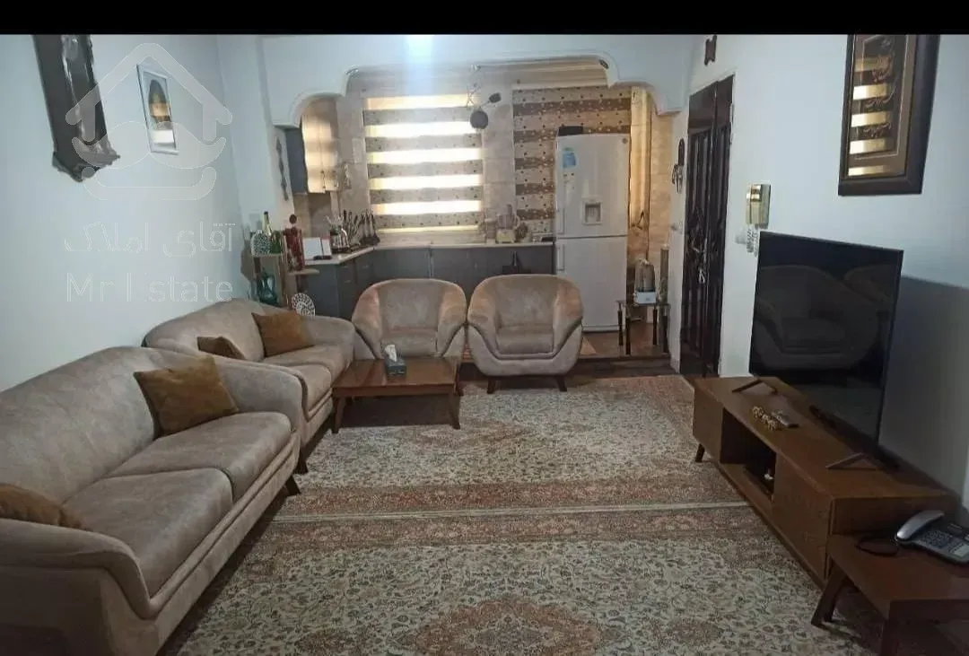 اجاره آپارتمان ۶۲ متری ۲ خوابه طبقه ۳ در شمشیری