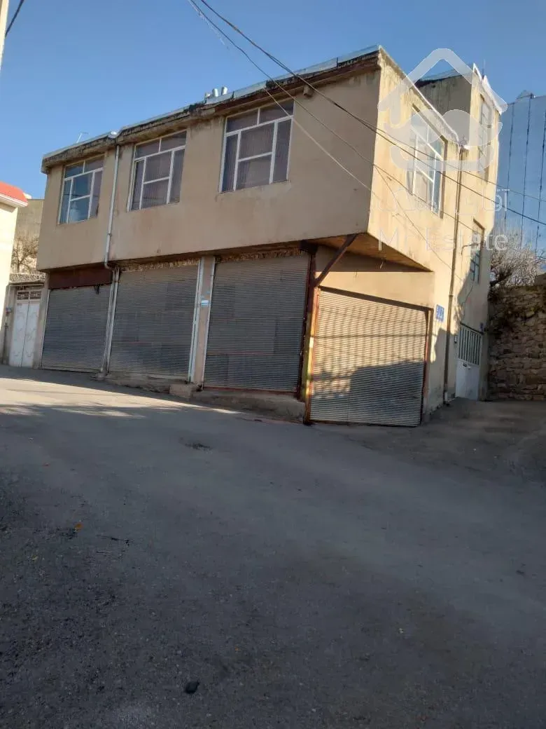 شهرجدیدهشتگرد منطقه ییلاقی فشند خانه ویلایی ۱۶۰متردردوطبقه بهمراه درخت و باغچه