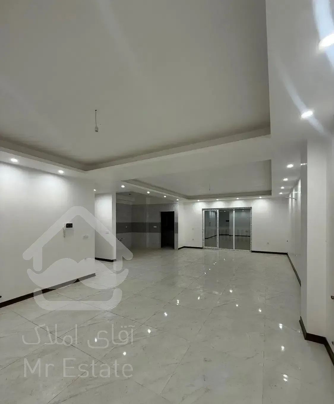 ۱۶۰ متر کلید نخورده کل ممد