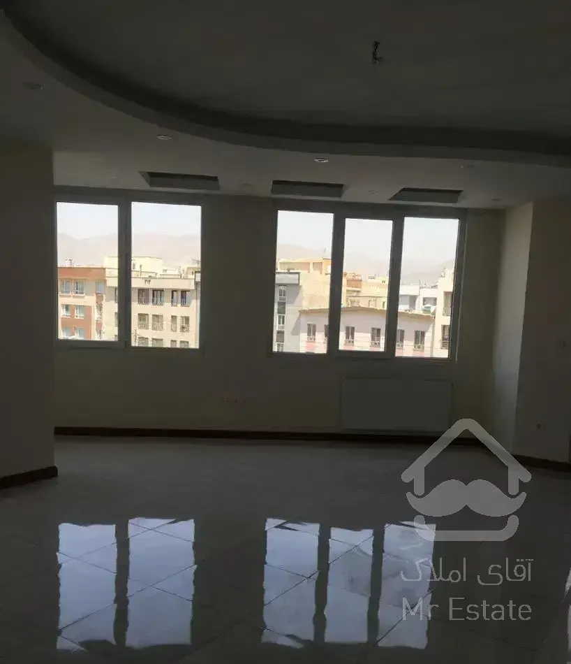 آپارتمان تک واحدی فول امکانات غرق نور