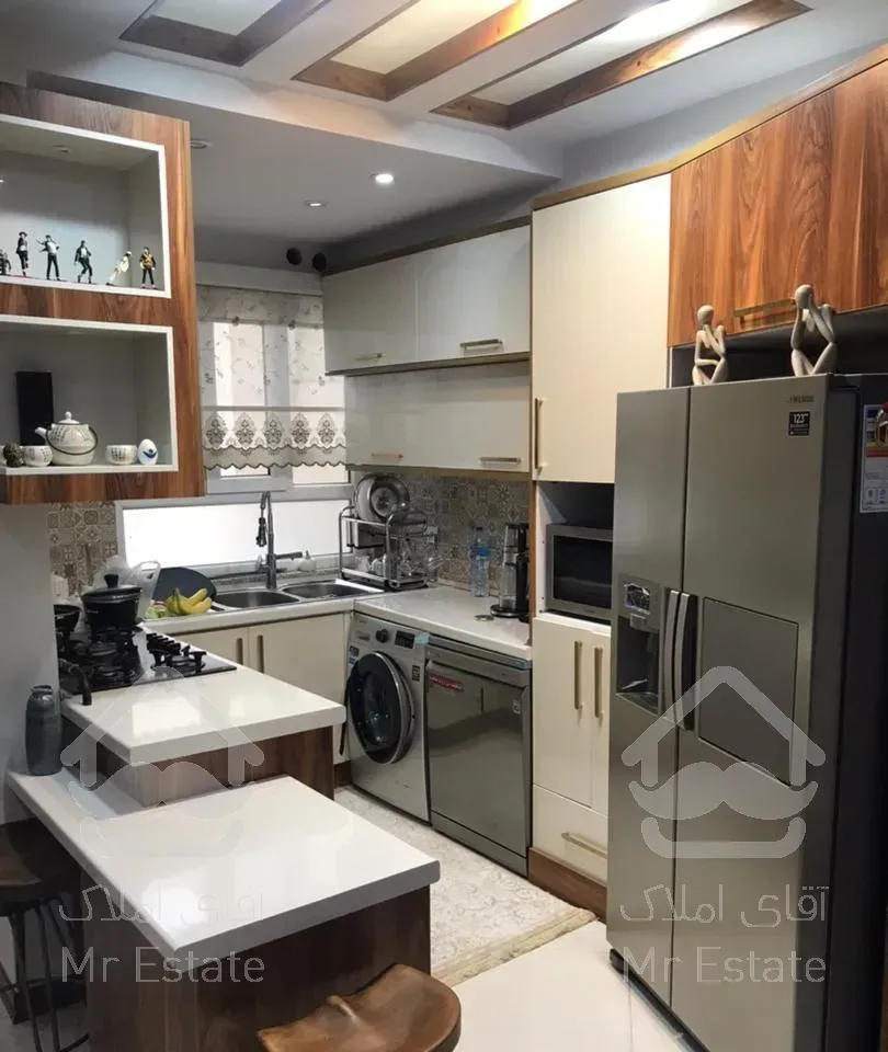 100متر کنار دریا شیک