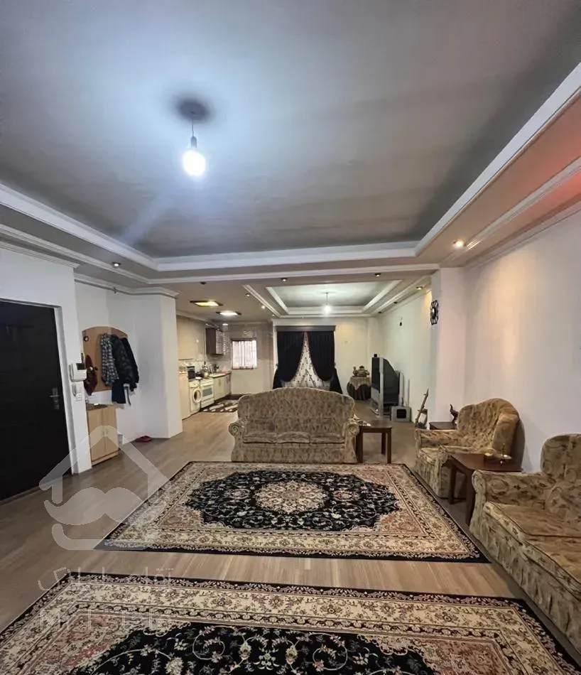 آپارتمان۱۱۴متری سندملک آهنگرکلا (روغن نباتی شکوفه)