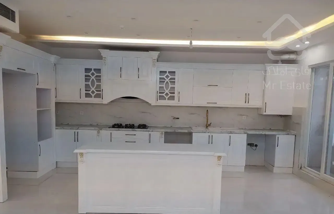 اجاره گلشن سه سال ساخت تک واحدی ۲۰۰ متر سه خواب