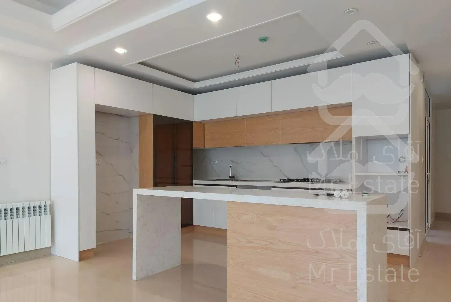 آپارتمان ۱۵۰ متر فروش تک واحدی ( روف گاردن  )