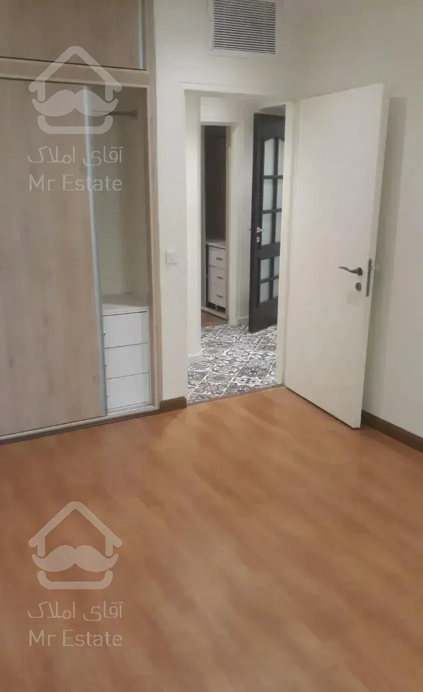 فرمانیه دیباجی شمالی محمود نوریان گلبرگ ۱۰۸ متری