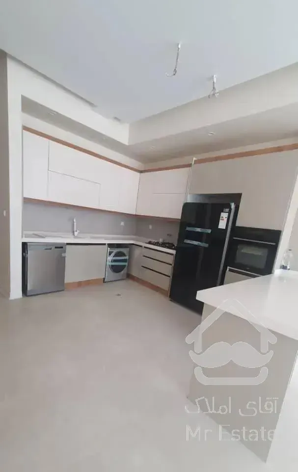 فروش آپارتمان ۱۵۲ متر میگون نو