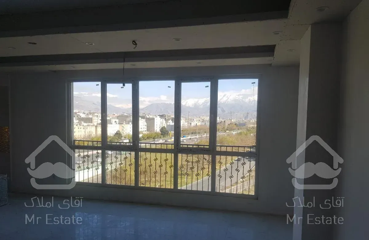 آپارتمان ۱۱۰ متری واقع در فاز۴ مهرشهر