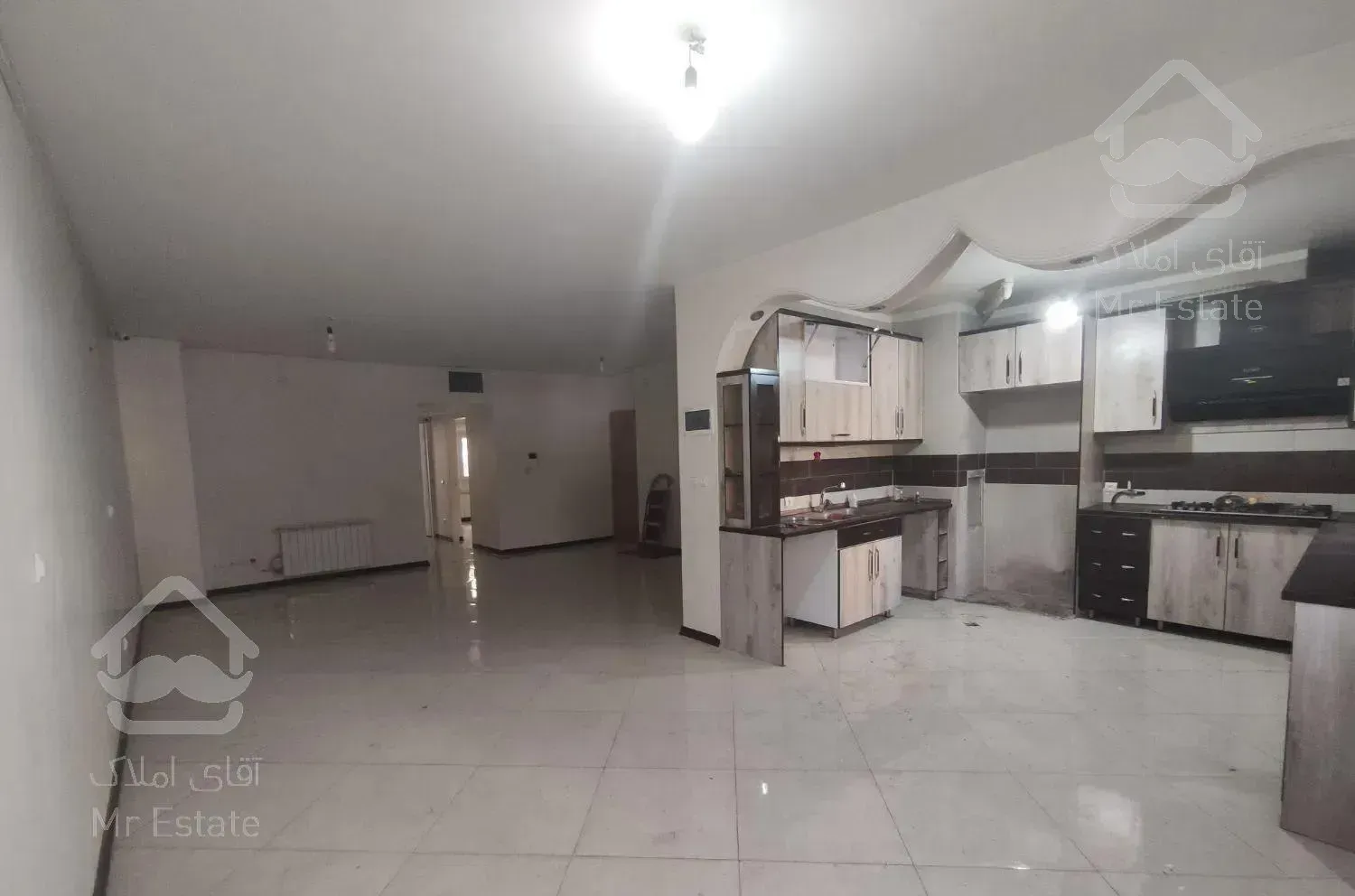 ۱۱۰ متر/دو خواب/سالن پرده خور/بلوار کمالی شرقی