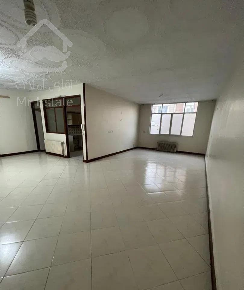 آپارتمان ۱۵۰ متری خوش نقشه