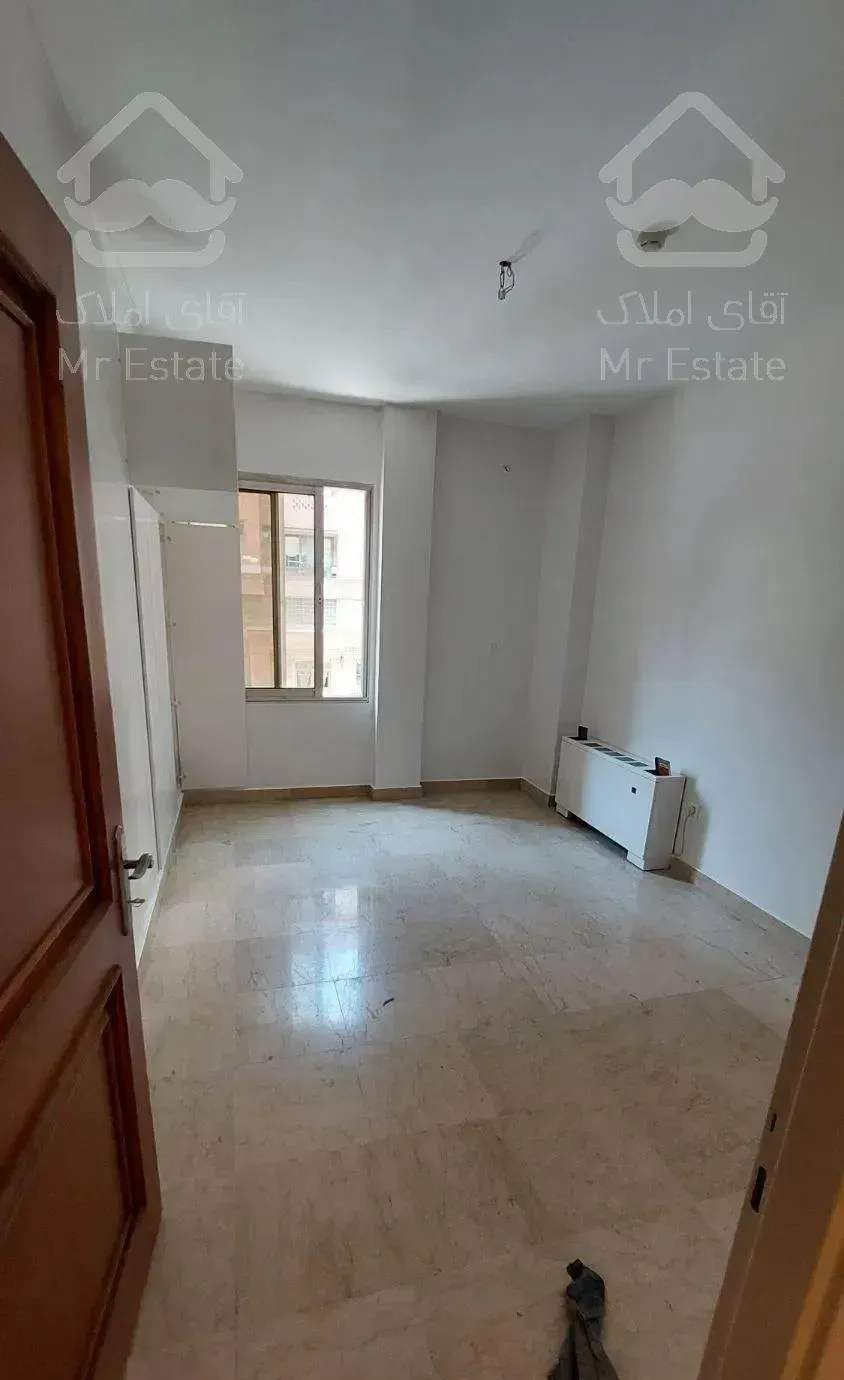 ۲۰۰ متر ۳خ نیاوران سه راه یاسر