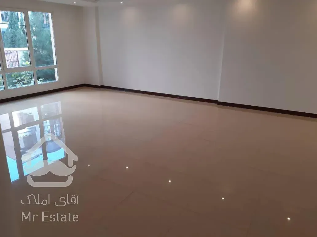 اجاره و رهن آپارتمان زعفرانیه 245  متر شیک