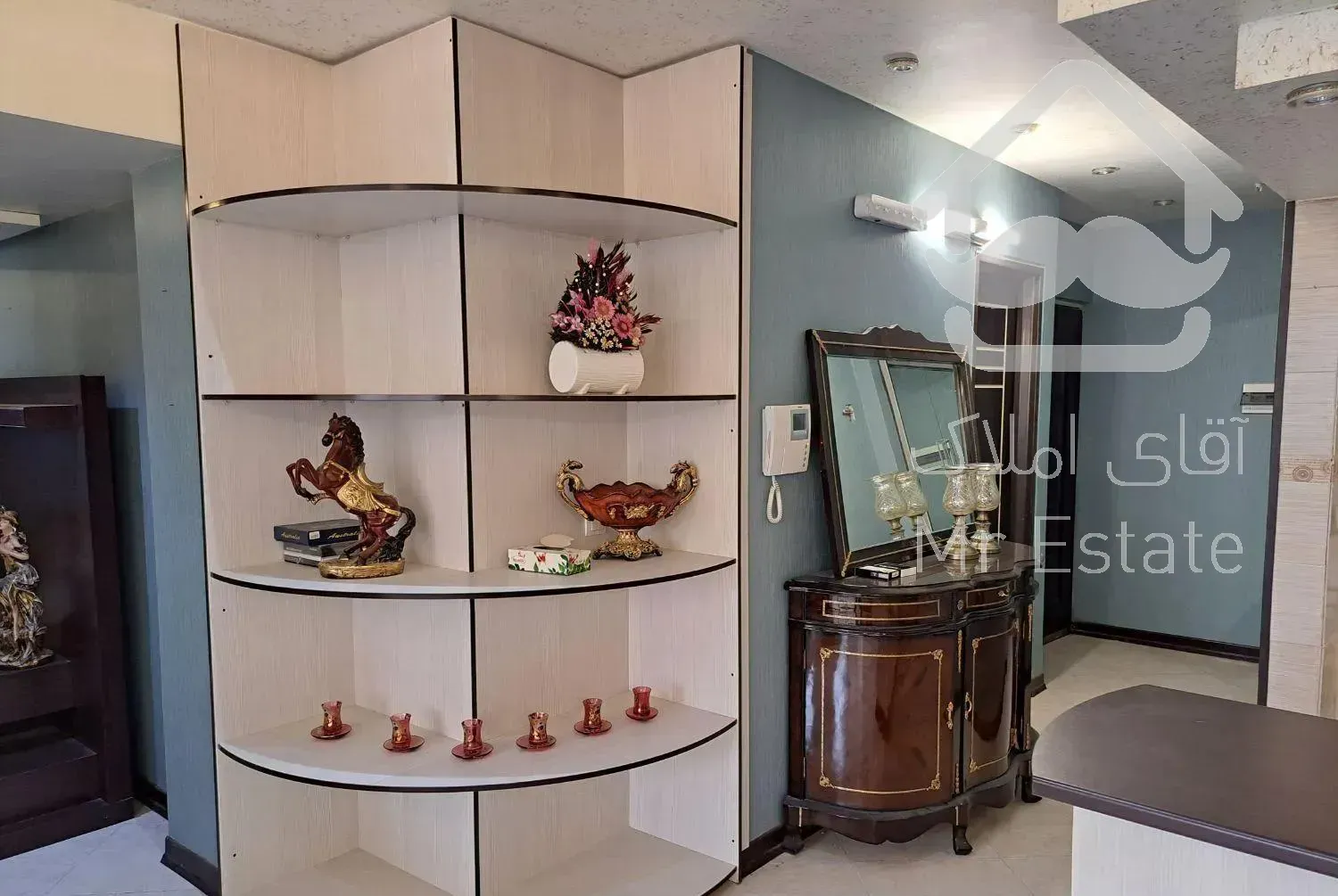 ۱۰۷متر بین میر و آب ۲۵۰ و شیخ مفید