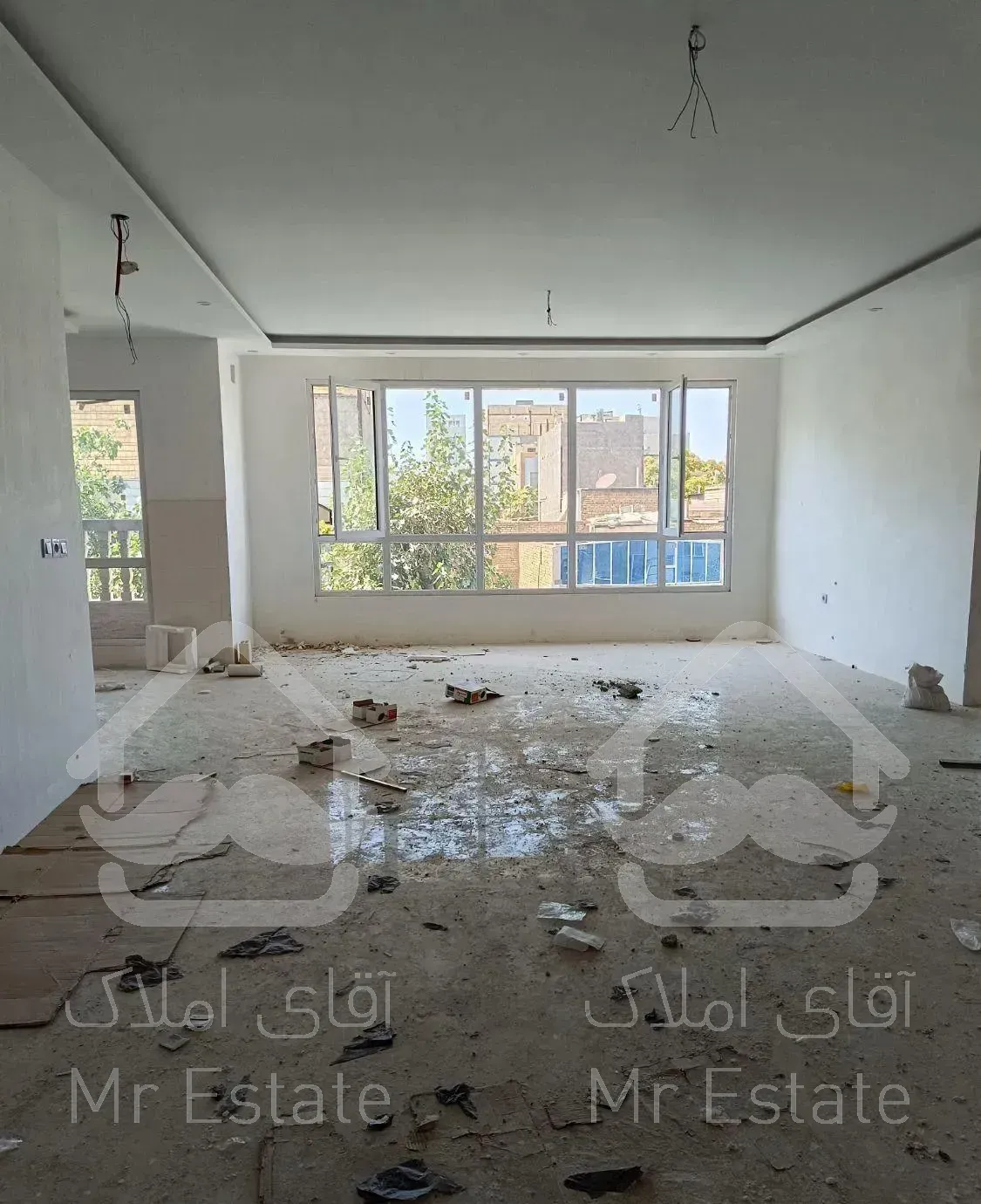 آپارتمان 160 متری سه خواب صفر